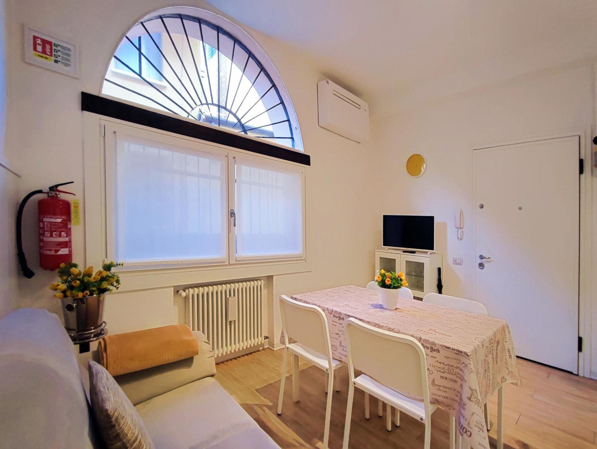 Casa Fischer 1 Mantova Luaran gambar