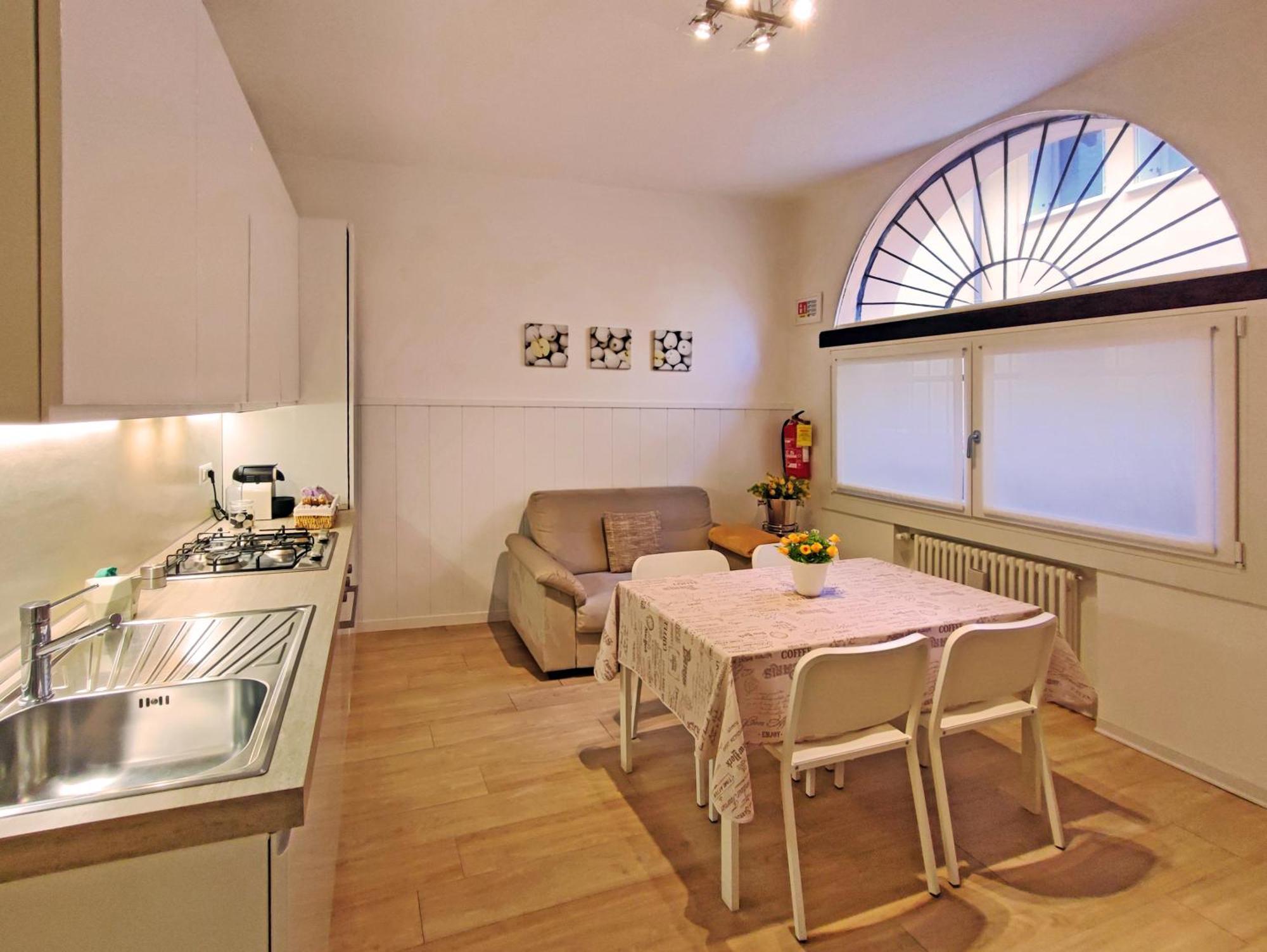 Casa Fischer 1 Mantova Luaran gambar